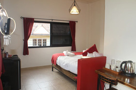 Utopia Guesthouse