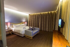 Villa By The Tarna