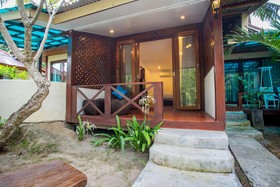 B52 Beach Resort