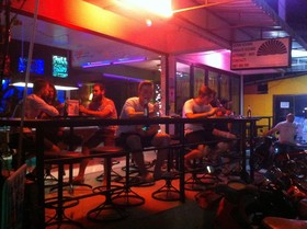 Baan Tai Backpackers