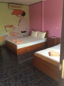 Baan Talay Guesthouse & Dormitory