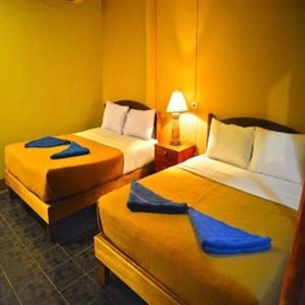 Baan Talay Guesthouse & Dormitory