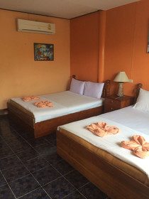Baan Talay Guesthouse & Dormitory