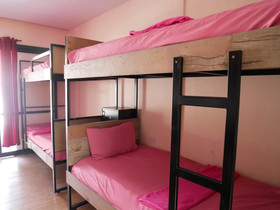 Backpacker Club - Hostel