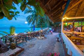 Bottle Beach 1 Resort