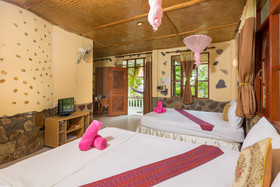 Bottle Beach 1 Resort