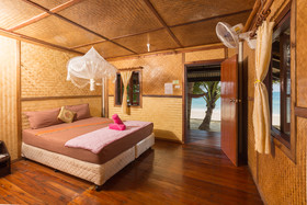 Bottle Beach 1 Resort
