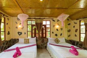 Bottle Beach 1 Resort