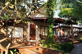 Cocohut Beach Resort & Spa