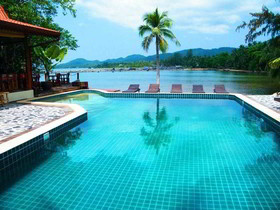 Cyana Beach Resort