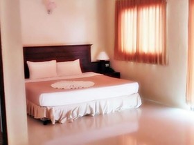 Drop In Club Resort & Spa