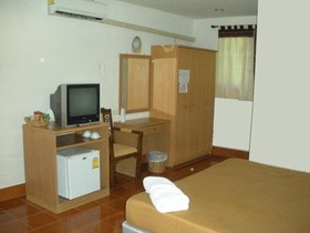 Drop In Club Resort & Spa