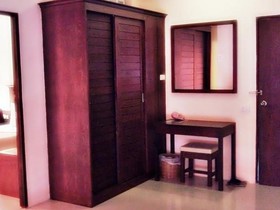 Drop In Club Resort & Spa