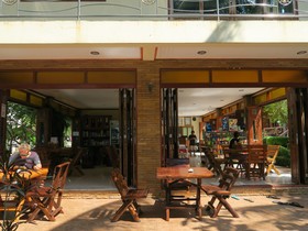 Family House Resort