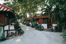 Haad Rin Resort