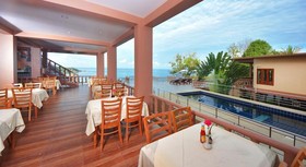 Haadyao Bayview Resort & Spa