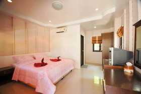 Haad Yao Bungalows