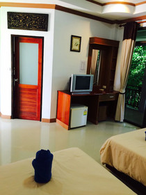 Haad Yao Villa