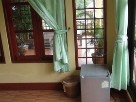 Hut Sun Bungalow