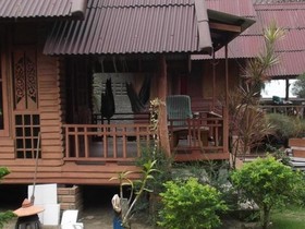 Hut Sun Bungalow