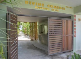 Le Divine Comedie Beach Resort