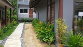 Maehaad Garden Inn