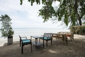 Mikasa Beach House Koh Phangan