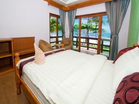 Nice Beach Bungalow