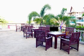 Nomad Palace