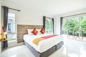 Phangan Akuna
