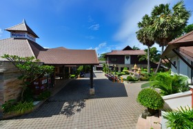 Phangan Bayshore Resort
