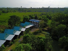 Phangan Farm Stay Resort