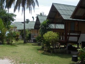 Phangan Villa Beach Bungalow