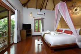 Pingchan Beachfront Resort