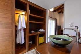 Pingchan Beachfront Resort