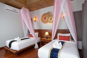 Pingchan Beachfront Resort