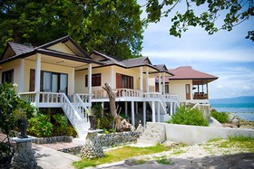 Rin Beach Resort