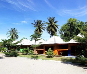 Sabaii Bay Resort