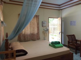 Sandee Bungalows