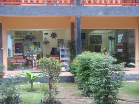 Sandee Bungalows