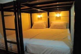 Seventeen Hostel