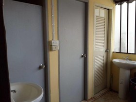 Seventeen Hostel