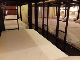 Seventeen Hostel