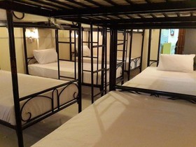 Seventeen Hostel