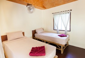 Shiralea Backpackers Resort