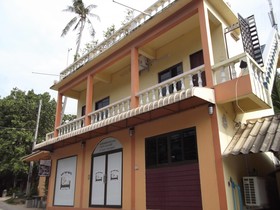 Sleep Tight Hostel