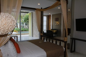 Summer Luxury Beach Resort