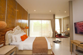 Summer Luxury Beach Resort