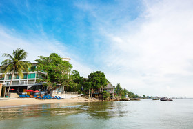 Sunset Beach Club Hotel & Spa