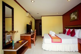 Sunset Beach Club Hotel & Spa